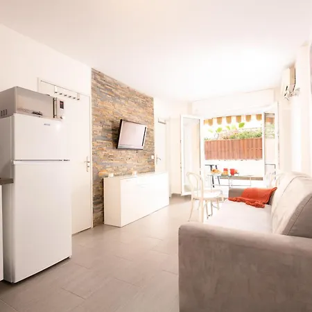 Le Victoria, Centre , Et Parking Gratuit Apartamento *