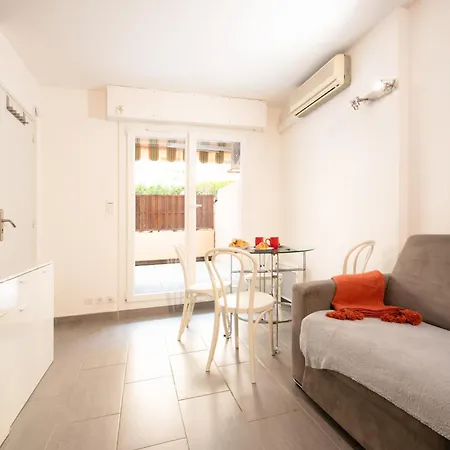 Appartamento Le Victoria, Centre , Et Parking Gratuit *